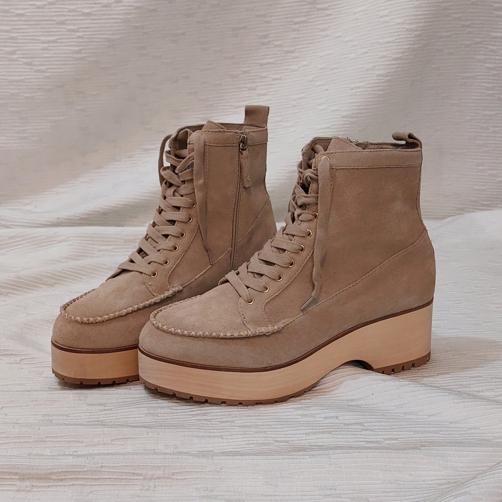 Kelsi Dagger Lace-Up Platform Ankle Boots in Taupe Size 11